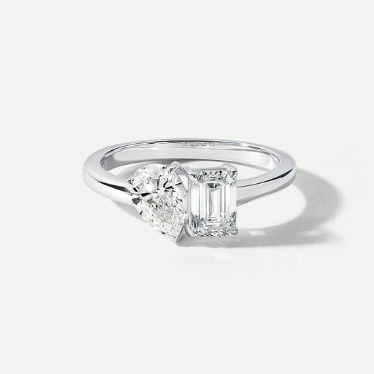 Heart & Emerald Cut Toi et Moi White Gold Ring