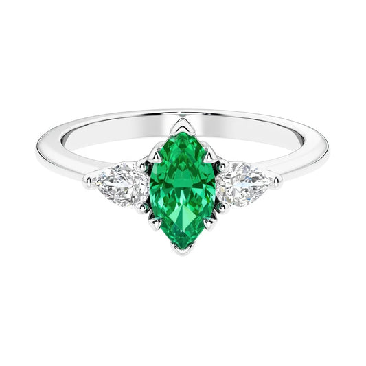 Vibrant Emerald Ring